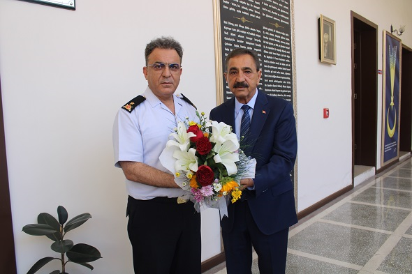 Başkan Sarı’dan Jandarma Komutanı Tuğgeneral Çarıkcıoğlu’na ziyaret